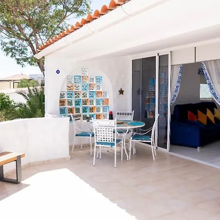 Happy Place, Villa Chayofa