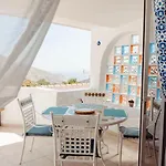 Happy Place, וילה Chayofa